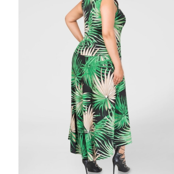 Palm Print Hi-Lo Maxi Dress - Picture 2 of 3